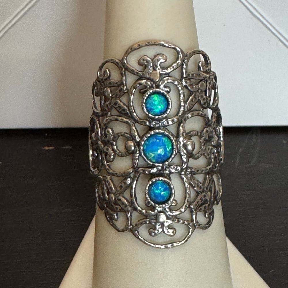 IIsrael 925 Sterling Silver 3-Stone Blue Fire Opal Statement Cuff Ring